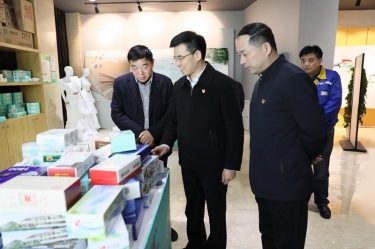 領(lǐng)導調(diào)研 | 平湖市委副書記、代市長周軍波一行蒞臨景興紙業(yè)調(diào)研交流